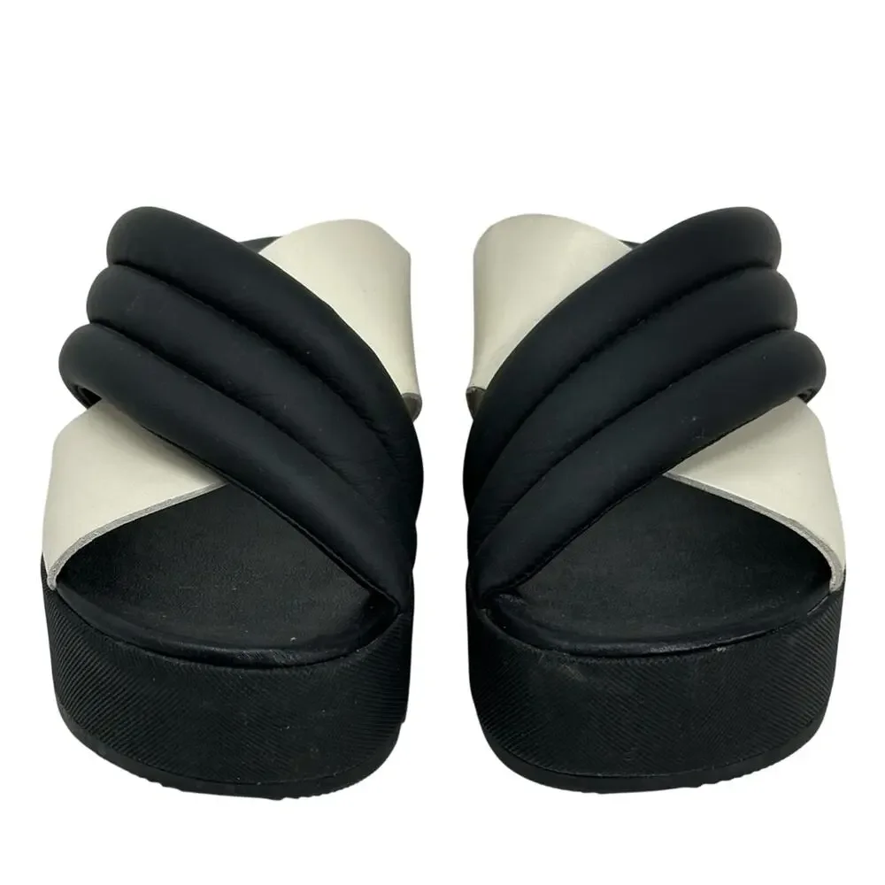Sorel Cameron Flatform Puff Sandal Platform Slide  Black & White Leather